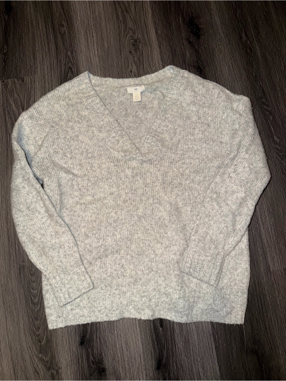 H&M Light Gray V-Neck Women's Sweater